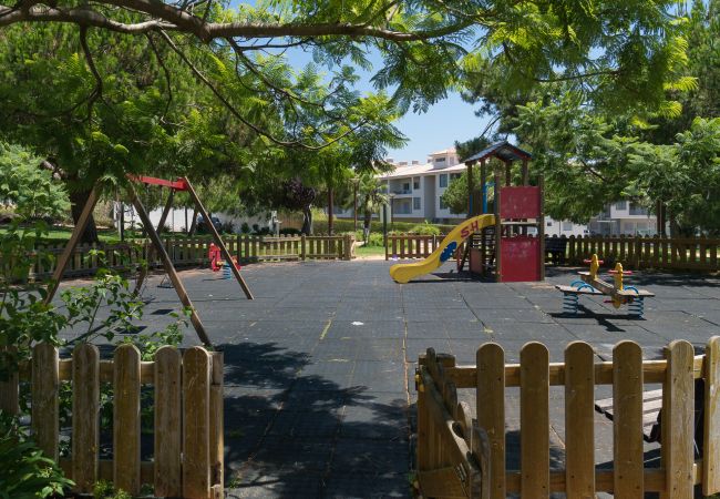 Apartamento em Quarteira - T1 Colina Ferias 8C FAMILIA ,A/C & VISTA MAR C/ GA