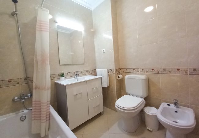 Apartamento em Quarteira - T1 Colina Ferias 8C FAMÍLIA & VISTA MAR C/ GARAGEM