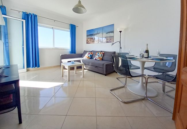 Apartamento em Quarteira - T1 Colina Ferias 8C FAMÍLIA & VISTA MAR C/ GARAGEM