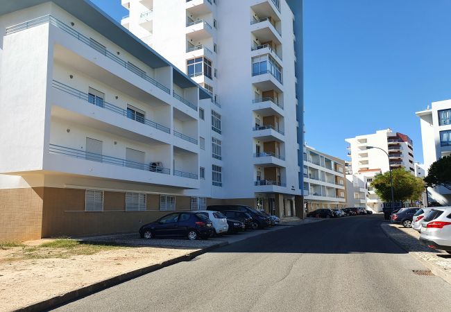 Apartamento em Quarteira - T1 Colina Ferias 8C FAMÍLIA & VISTA MAR C/ GARAGEM