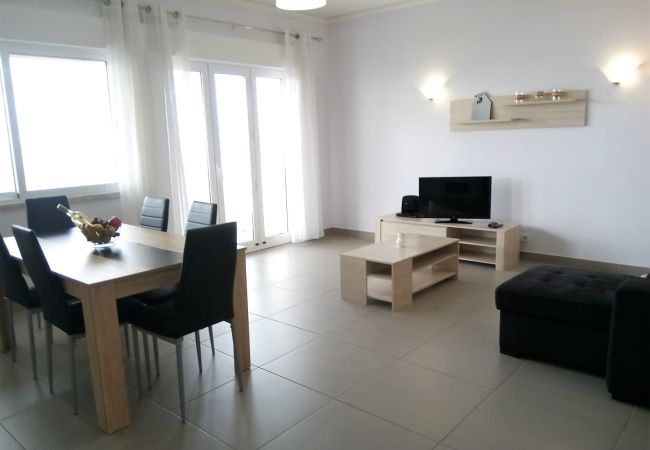 Apartamento em Quarteira - T2 Mamamia 3-DTO RESTAURANTES, PRAIA E PÔR DO SOL