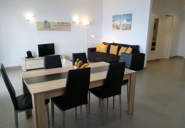 Apartamento em Quarteira - T2 Mamamia 3-DTO RESTAURANTES, PRAIA E PÔR DO SOL