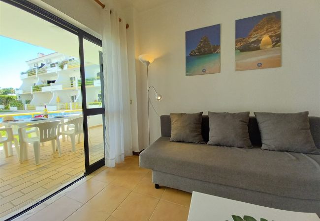 Apartamento em Vilamoura - T1 Sol Nasc PISCINA  WI-FI 10MIN MARINA 4 PESSOAS