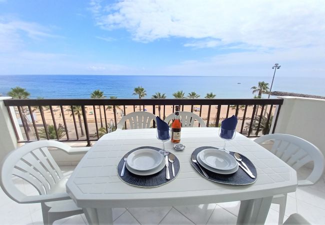 Apartamento em Quarteira - T2  Calçadao VISTA DE LUXO FRENTE MAR 6 PESSOAS