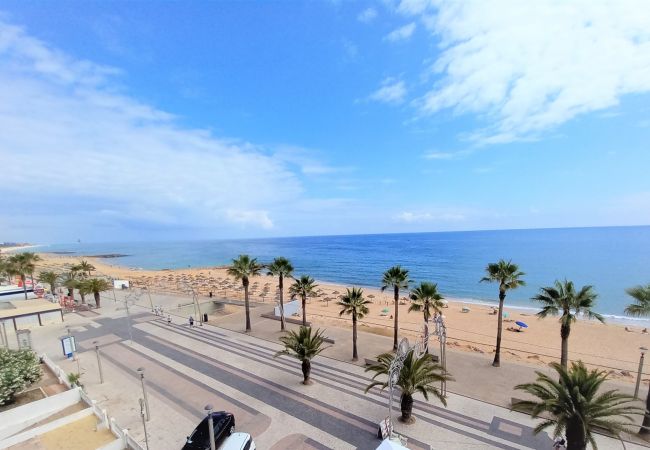 Apartamento em Quarteira - T2  Calçadao VISTA DE LUXO FRENTE MAR 6 PESSOAS