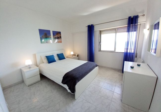 Apartamento em Quarteira - T1 Torre20 14D VISTA  MAR FANTÁSTICA 80M PRAIA 4 P