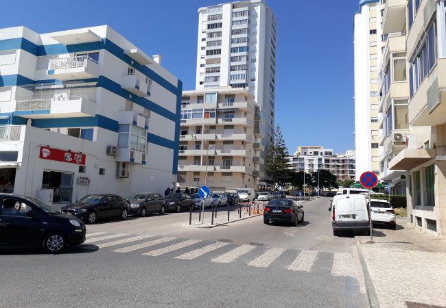 Apartamento em Quarteira - T1 Torre 20 17G FANTÁSTICO 80M PRAIA 4 PESSOAS