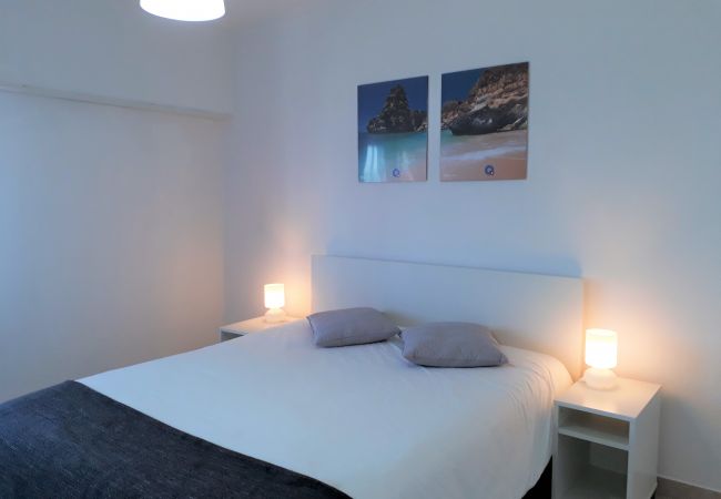 Apartamento em Quarteira - T1 Torre Azul 10 MARAVILHOSA VISTA WI-FI 4 PESSOAS