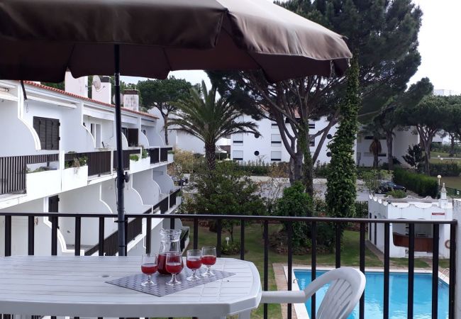 Apartamento em Vilamoura - T2 Mouramar VARANDA VISTA PISCINA & GOLF 6 PESSOAS