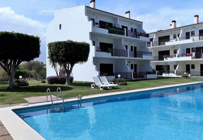 Apartamento em Vilamoura - T2 Mouramar VARANDA VISTA PISCINA & GOLF 6 PESSOAS