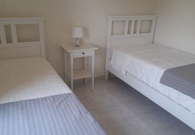 Apartamento em Vilamoura - T2 Mouramar VARANDA VISTA PISCINA & GOLF 6 PESSOAS