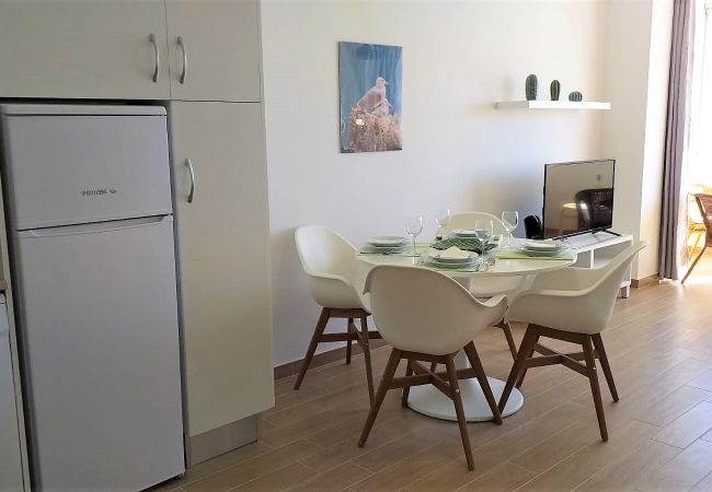 Apartamento em Quarteira - T1 Mira Praia 7 50M PRAIA VISTA MAR WI-FI 4 PESSOA