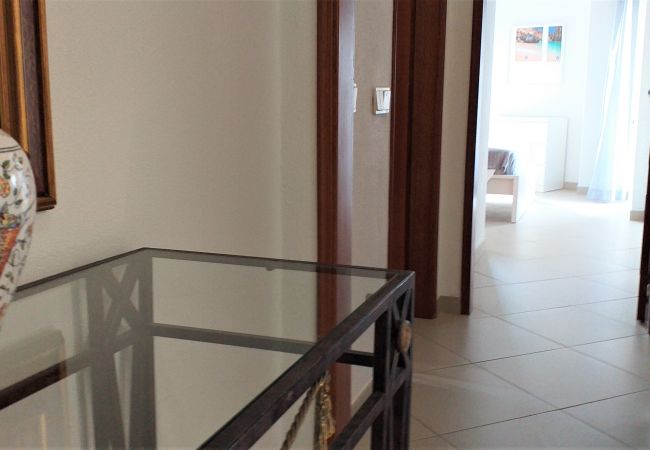 Apartamento em Quarteira - T1 Avenida Mar 8 200M PRAIA WI-FI 4 PESSOAS