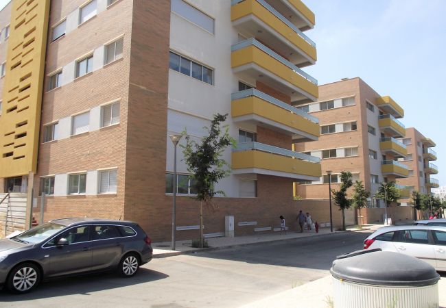 Apartamento em Quarteira - T1 VARANDAS FORTE Piscina Ar cond. Garagem