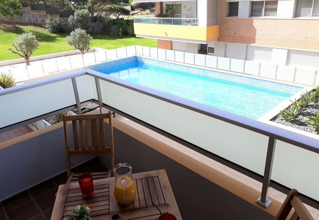 Apartamento em Quarteira - T1 VARANDAS FORTE Piscina Ar cond. Garagem