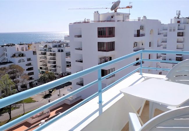 Apartamento em Quarteira - T1 Colina Férias 8D VISTA MAR C/ GARAGEM