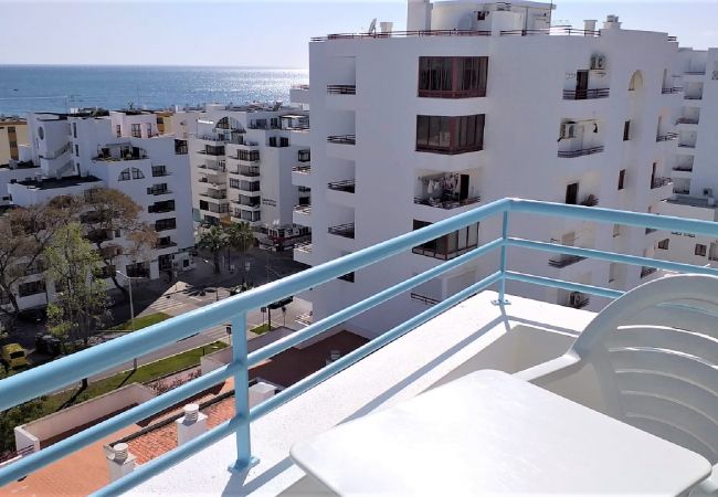 Apartamento em Quarteira - T1 Colina Férias 8D VISTA MAR C/ GARAGEM