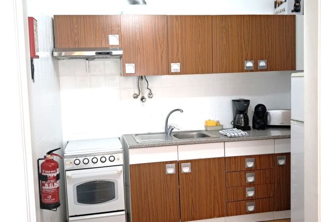 Apartamento em Quarteira - T1 Torre 20 6G MÁGICO 80M PRAIA WI-FI 4 PESSOAS