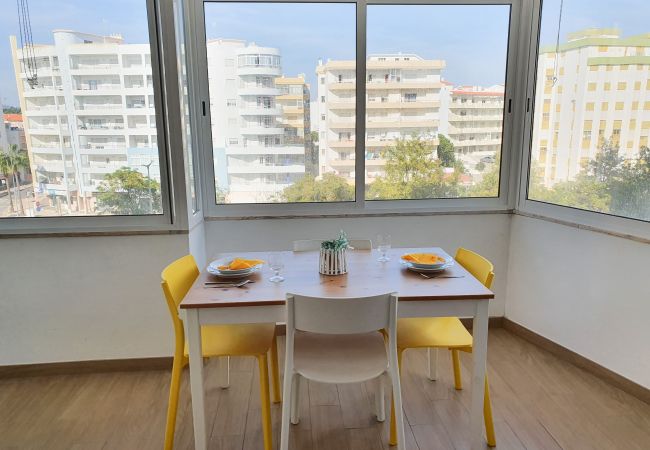 Apartamento em Quarteira - T1 Pontemira 5 - 50M PRAIA WI-FI 4 PESSOAS