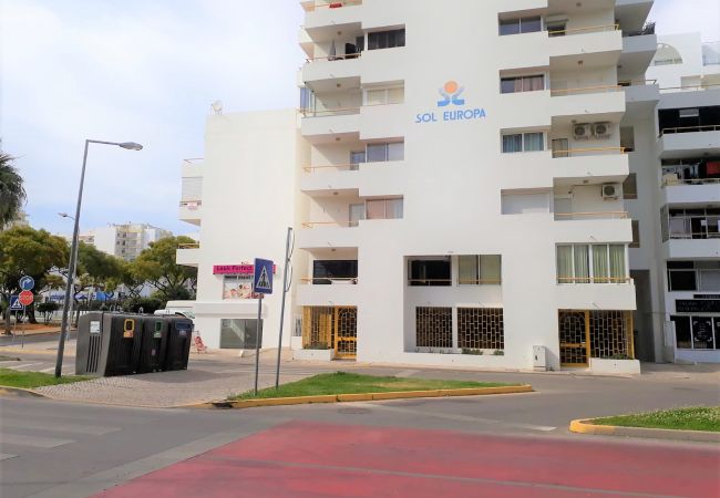 Apartamento em Quarteira - T1 SOL 200M PRAIA VISTA MAR & Wi-Fi