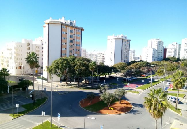 Apartamento em Quarteira - T1 SOL 200M PRAIA VISTA MAR & Wi-Fi