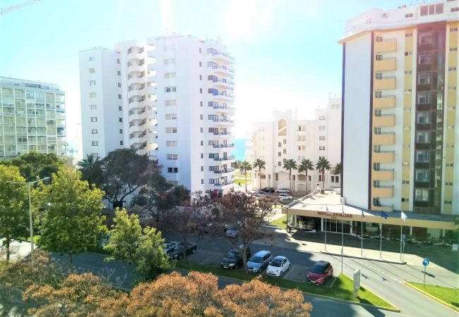 Apartamento em Quarteira - T1 SOL 200M PRAIA VISTA MAR & Wi-Fi