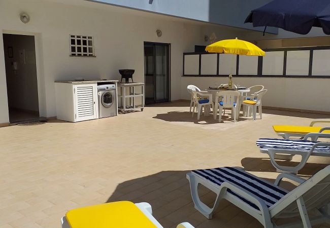 Apartamento em Quarteira - T2 TAHÍTI 1 CONFORTO & PRAIA C/ GARAGEM & WI-FI