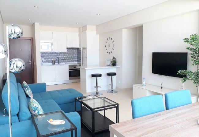 Apartamento em Quarteira - T1 CONFORTO E VISTA MAR A/C 80M PRAIA-16B& WIFI