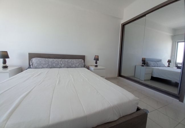 Apartamento em Quarteira - T2 Gaveto Vista Mar&Frente Praia