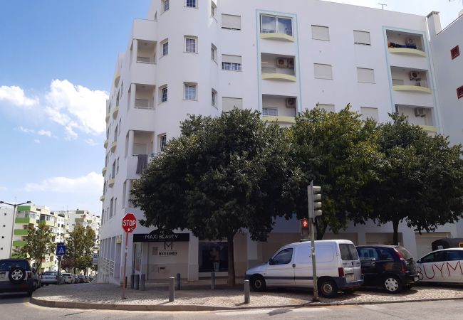 Apartamento em Quarteira - T2 Gaveto II - Ar-condicionado&Garagem