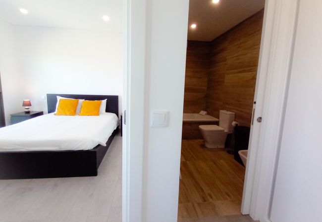 Apartamento em Quarteira - T1 Alto Forte Novo AC & Wi-Fi&PRAIA