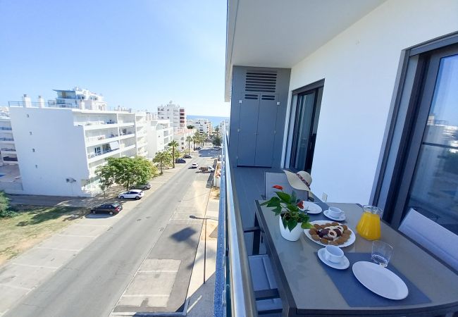 Apartamento em Quarteira - T1 Alto Forte Novo AC & Wi-Fi&PRAIA