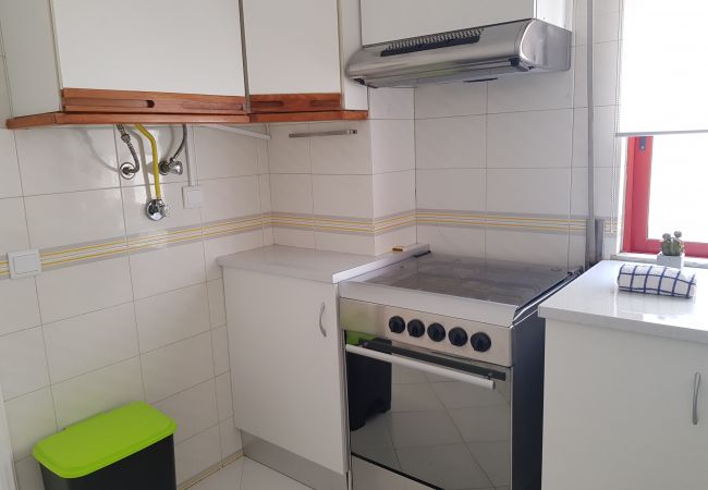 Apartamento em Quarteira - T0 V.Mar 1C Perto Praia Wi-fi