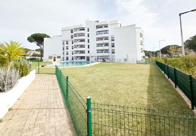 Apartamento em Vilamoura - T2 Tenis Golf Mar -2/4P AC PISCINA