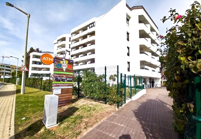 Apartamento em Vilamoura - T1 TENISGOLF- PISCINA-WIFI-MARINA DE VILAMOURA