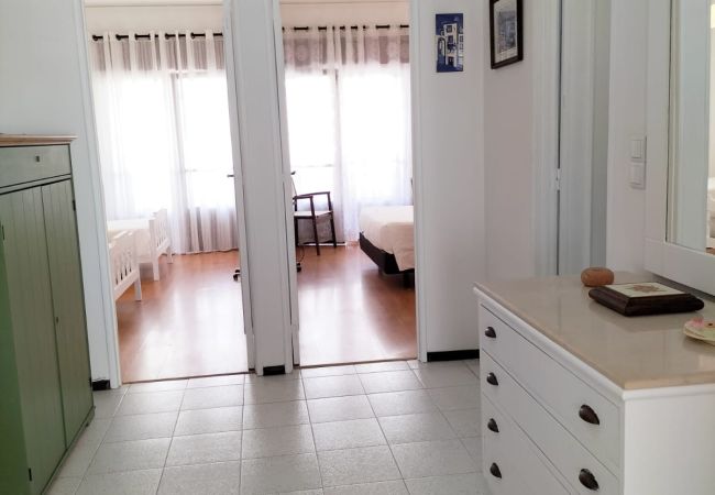 Apartamento em Quarteira - T2-MAMAMIA II-ESQ. FRENTE MAR