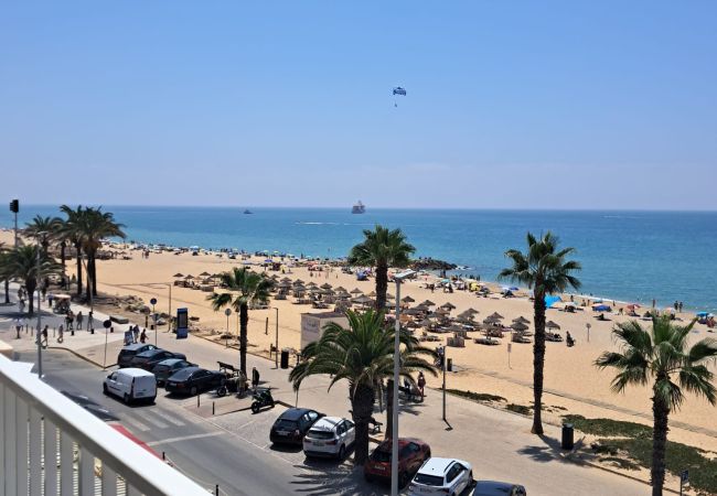 Apartamento em Quarteira - T2-MAMA II.  AC FRENTE MAR 
