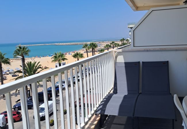 Apartamento em Quarteira - T2-MAMA II.  AC FRENTE MAR 