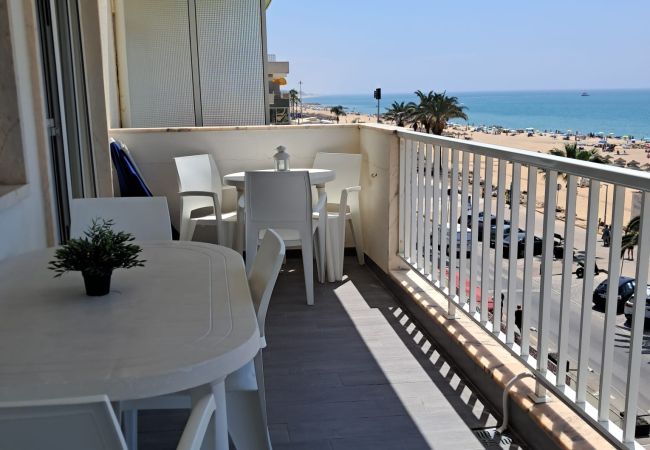 Apartamento em Quarteira - T2-MAMA II.  AC FRENTE MAR 