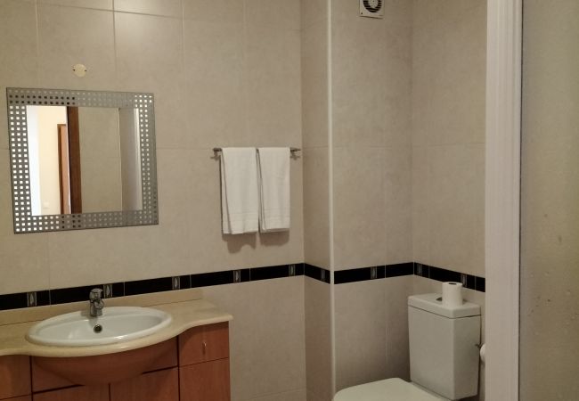 Apartamento em Quarteira - T2 Infante AC 201 wifi Garagem 50m Praia