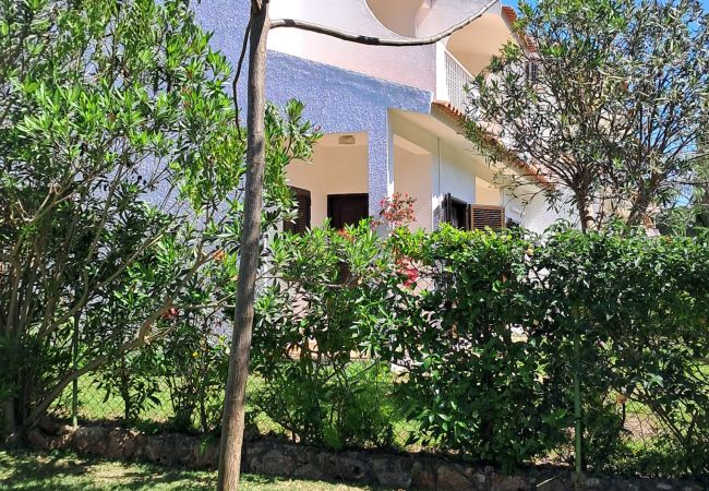 Casa geminada em Vilamoura - V2 Vilamoura Piscina e BBQ