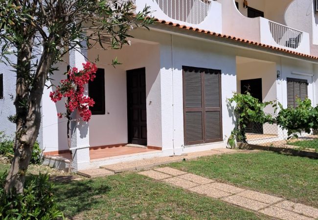Casa geminada em Vilamoura - V2 Vilamoura Piscina e BBQ