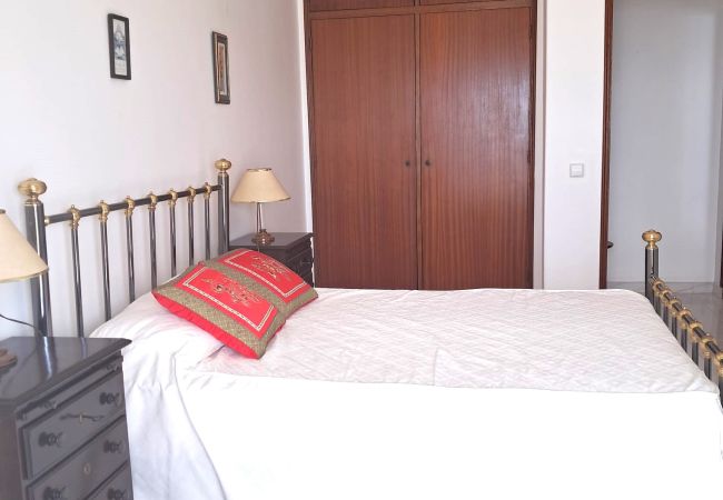 Apartamento em Quarteira - T1 Vista Mar Deslumbrante Atlantida A/C e garagem