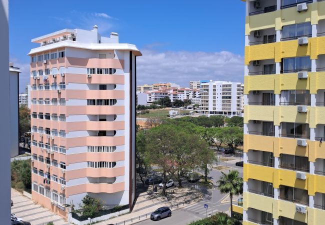 Apartamento em Quarteira - T1 Vista Mar Deslumbrante Atlantida A/C e garagem