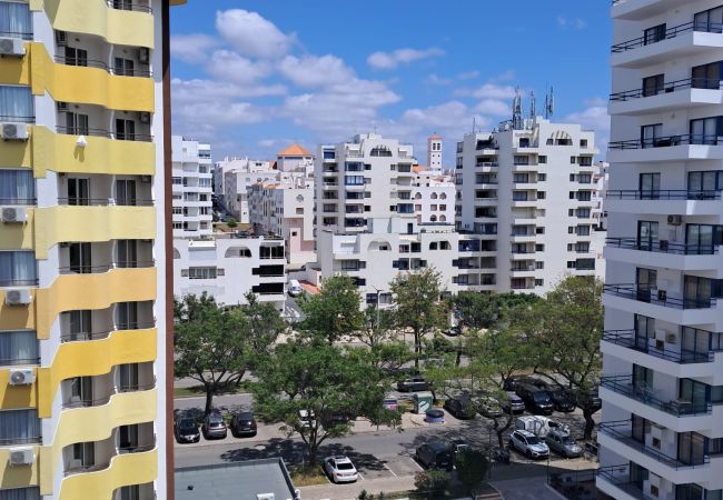 Apartamento em Quarteira - T1 Vista Mar Deslumbrante Atlantida A/C e garagem