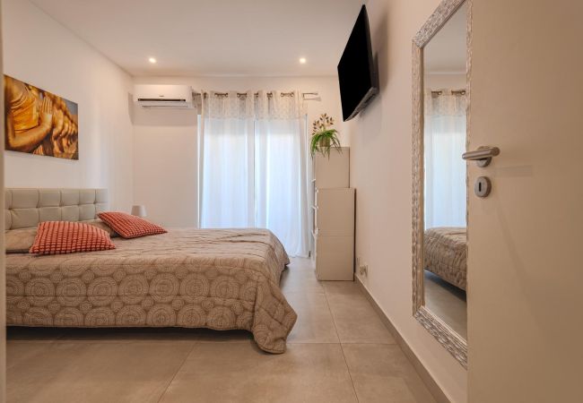 Apartamento em Quarteira - T2 SUNRISE DREAM-FRENTE MAR