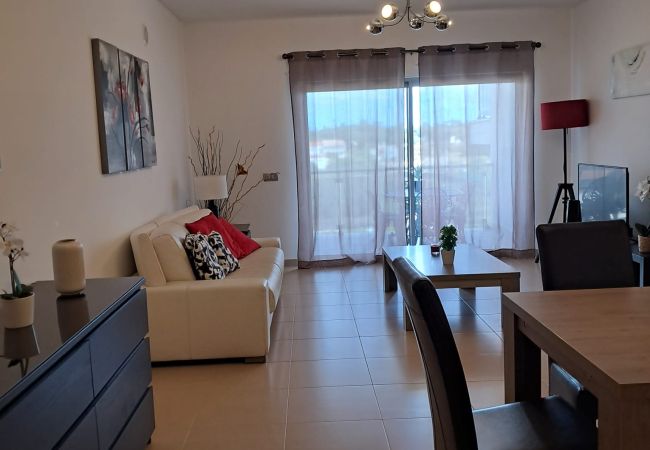 Apartamento em Quarteira - T2  ALMARGEM CHARMOSO A/C-PISCINA