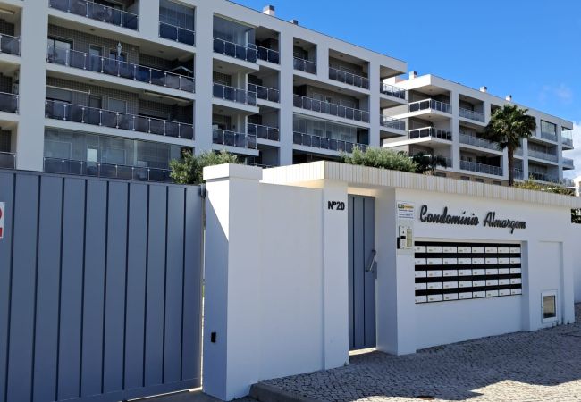 Apartamento em Quarteira - T2  ALMARGEM CHARMOSO A/C-PISCINA