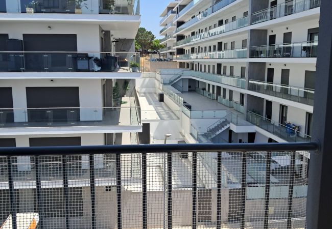 Apartamento em Quarteira - T1 TAHITI-A/C, GARAGEM,WI-FI-PERTO DA PRAIA