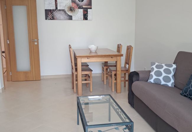 Apartamento em Quarteira - T1 TAHITI-A/C, GARAGEM,WI-FI-PERTO DA PRAIA